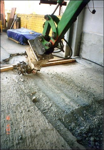 ER 250-4 - Betonboden abfrsen
