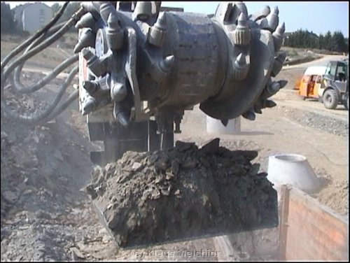 ER 1500-1 sideways cutter heads with shovel